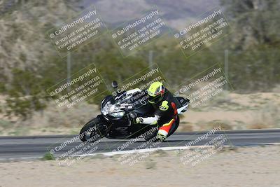 media/Jan-15-2026-Racers Edge (Thu) [[dfebeb70ab]]/3-B Group/Session 4 (Turn 6 Inside)/